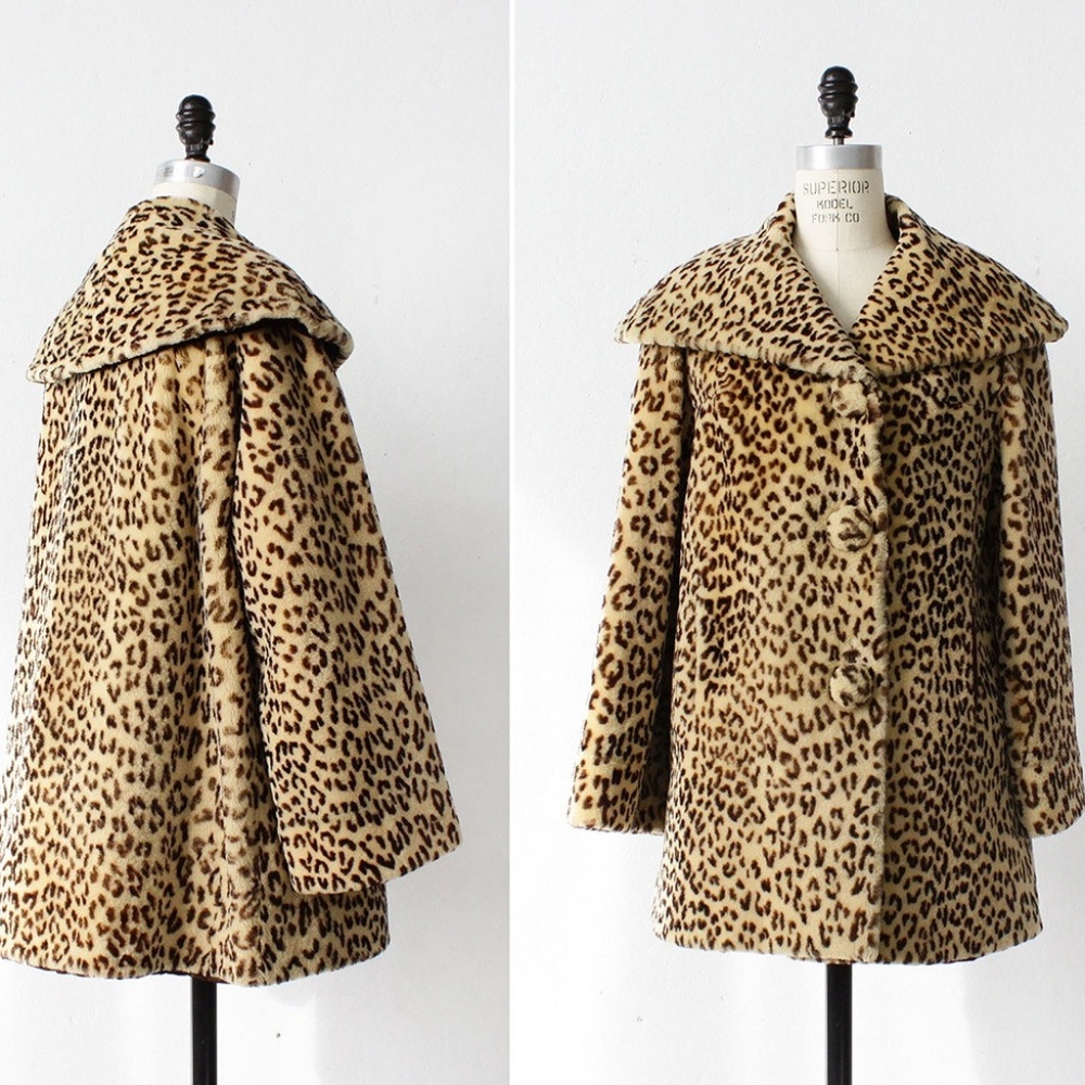 VINTAGE Leopard Print Swing Coat